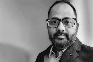 A photo of Dr. Anurag Soni, an expert in biomechanics and CAE