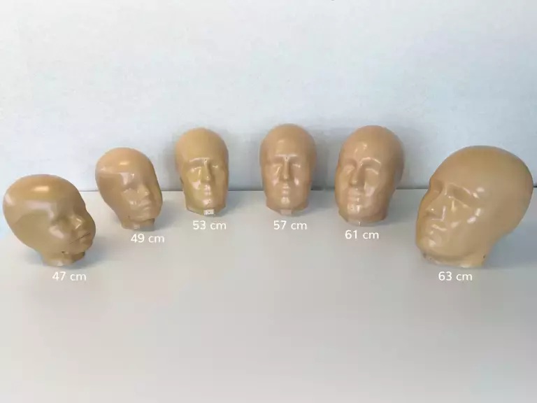 24-02_en17950_headforms_circle_sizes_0.png.