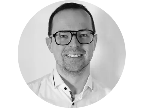 Jonas Bartelt Webinar Headshot