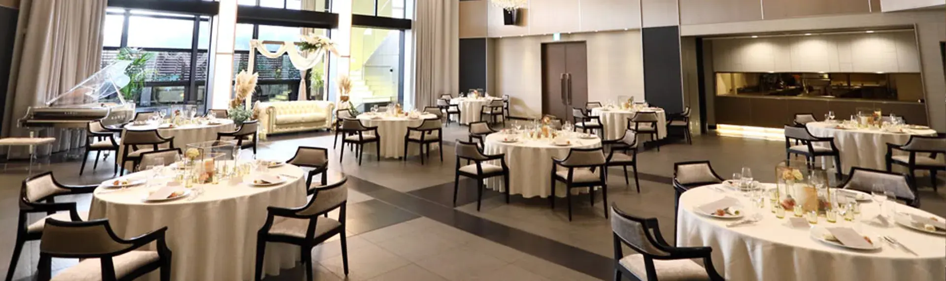 26_jp_hum-sum_reception_2157x641_0.png
